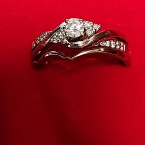 10k white gold 3/4 Ct diamond ring with 2nd 10k band Size 7